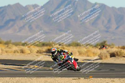 media/Jan-11-2025-CVMA (Sat) [[ddeb3f563a]]/Race 13-Amateur Supersport Open/